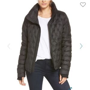 North Face women’s Holladown pintuck Jacket